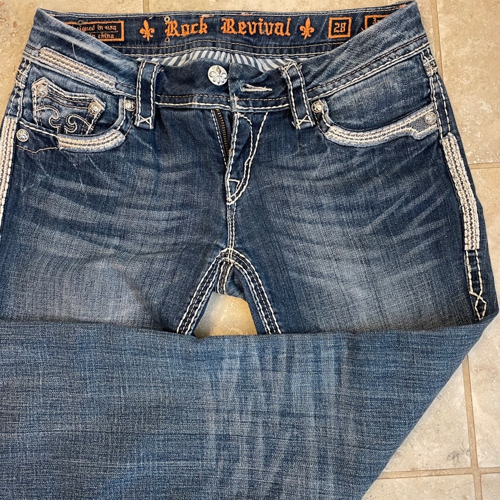 EUC Rock Revival Jeans 🎸